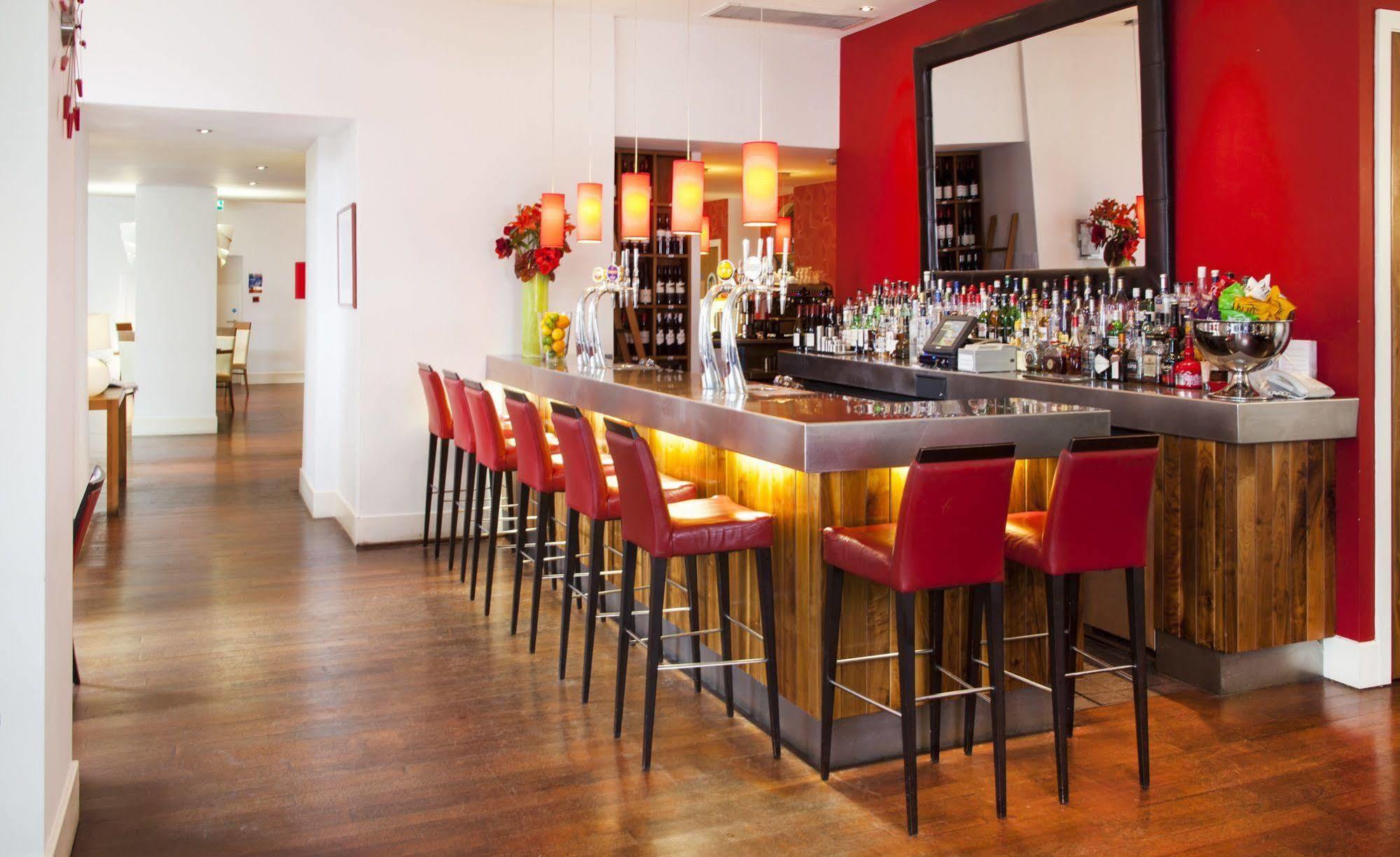 Lanes Hotel West Coker Екстериор снимка