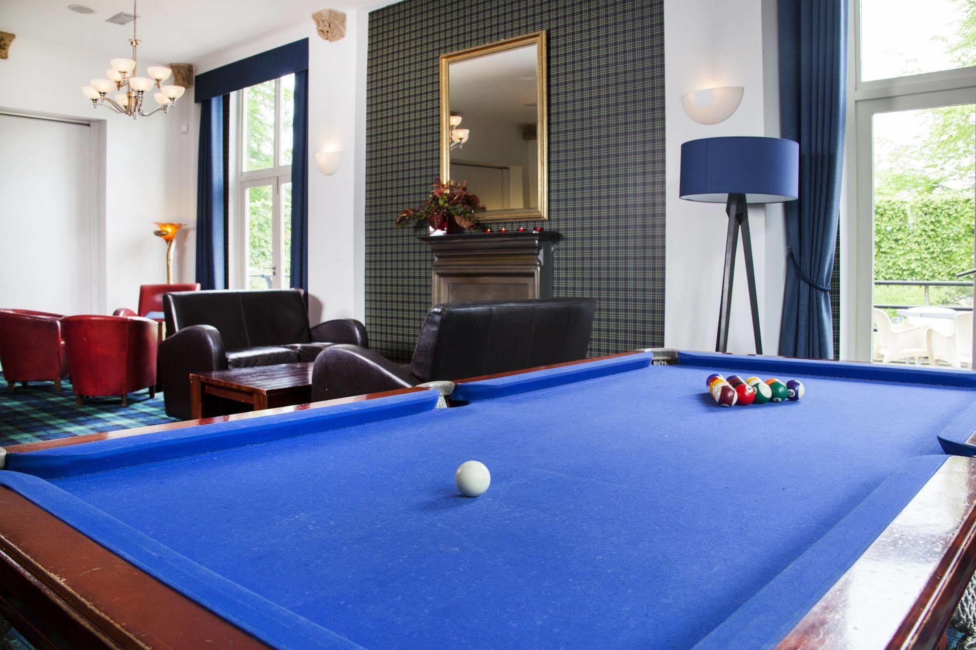 Lanes Hotel West Coker Екстериор снимка